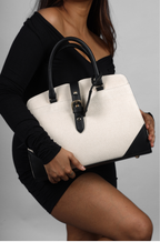 WALNUT HAND BAG