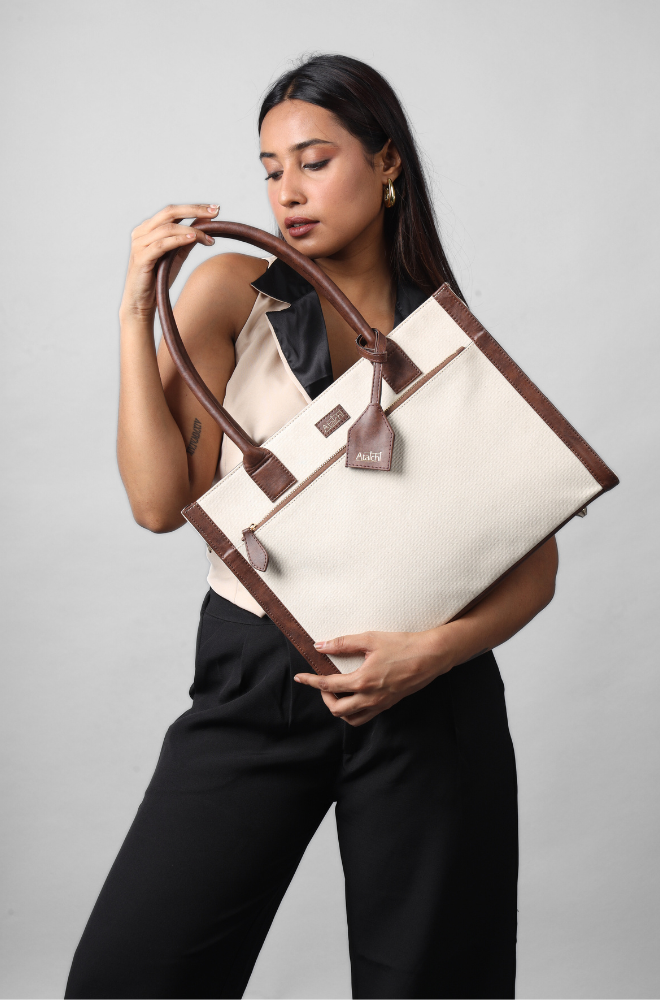 CARAMEL MOCHA TOTE
