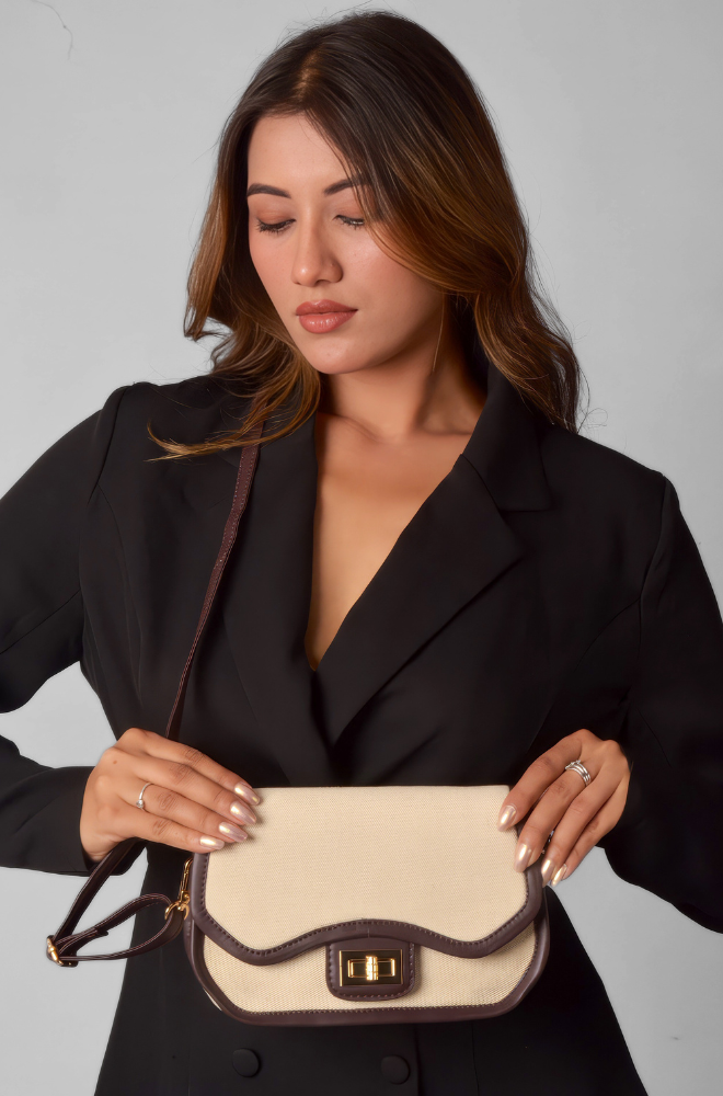 QUILTED SLING