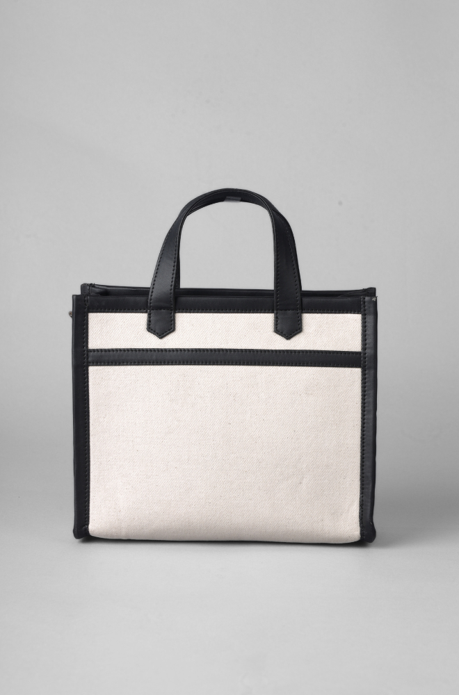 URBAN LUXE SLING BAG