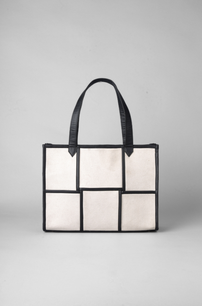 THE HOLLACE MULTIPLE CAMPARTMENTS TOTE