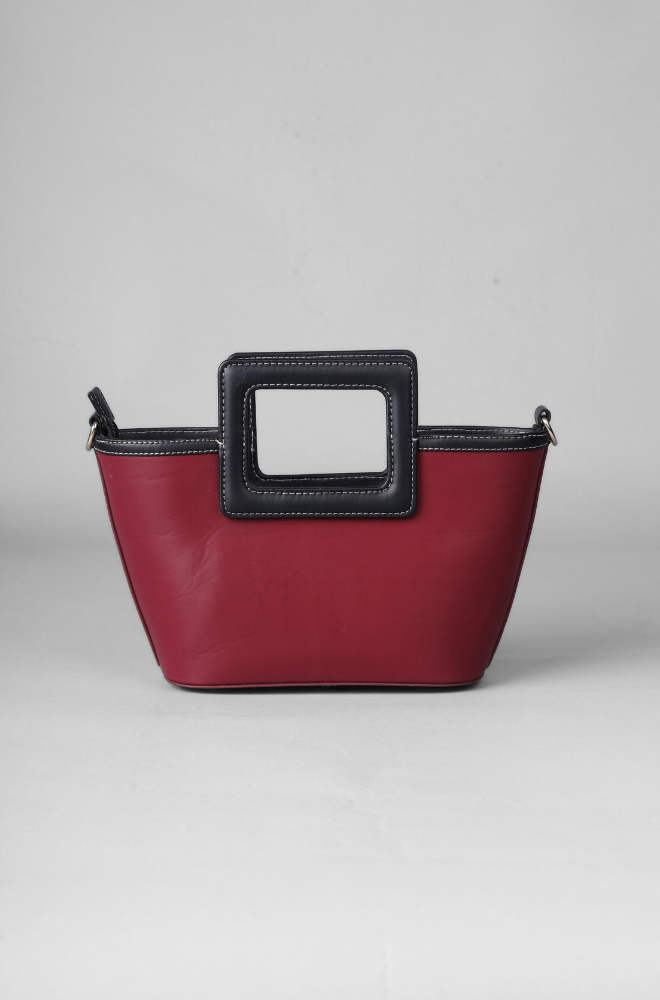 ALIZA SLING BAG