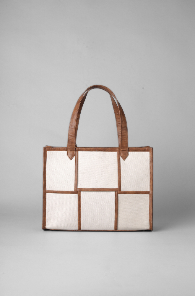 THE HOLLACE MULTIPLE CAMPARTMENTS TOTE