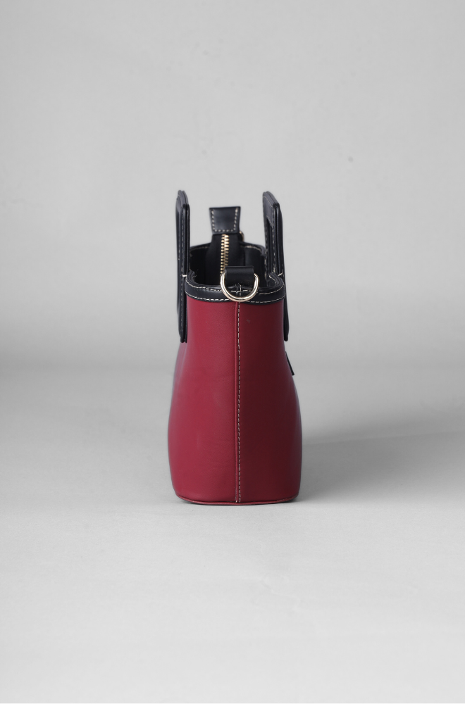 ALIZA SLING BAG