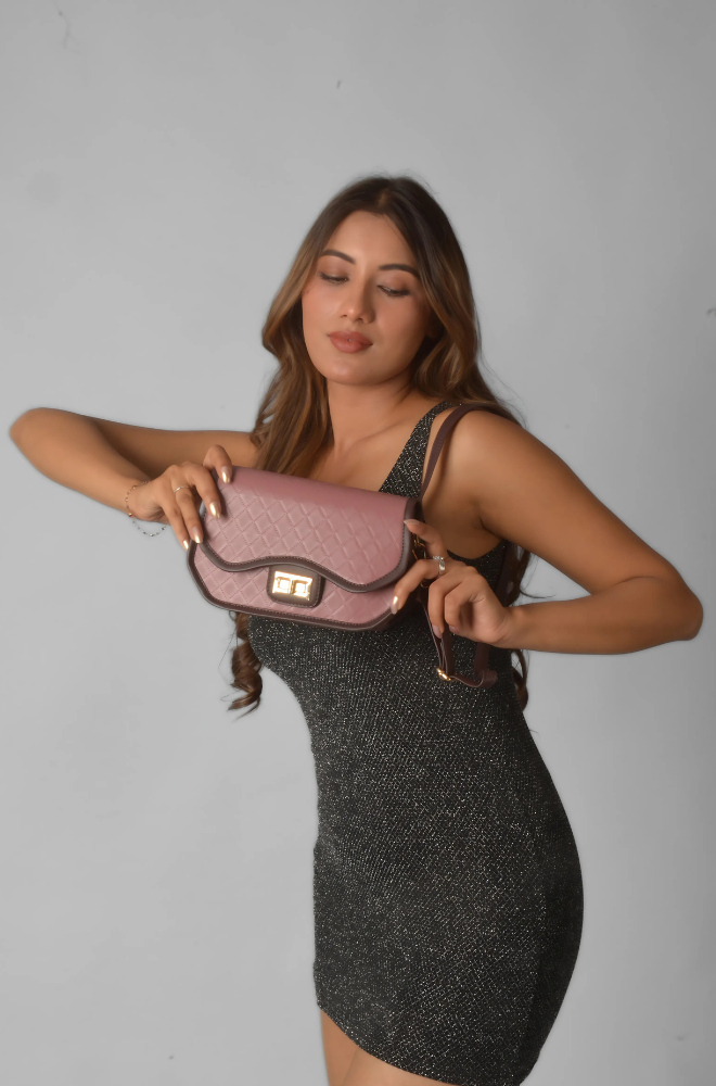 QUILTED SLING