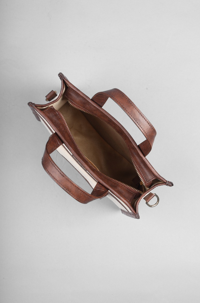 URBAN LUXE SLING BAG