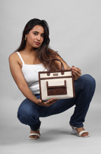 URBAN LUXE SLING BAG